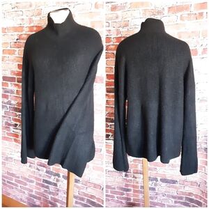 NWOT "French Connection" Sweater (Darker Than Photos)